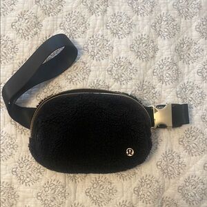 Lululemon Black Fleece Belt Bag